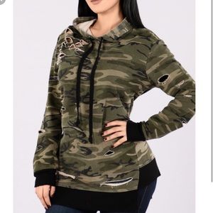 FASHION NOVA X OVERSIZED CAMO HOODIE
